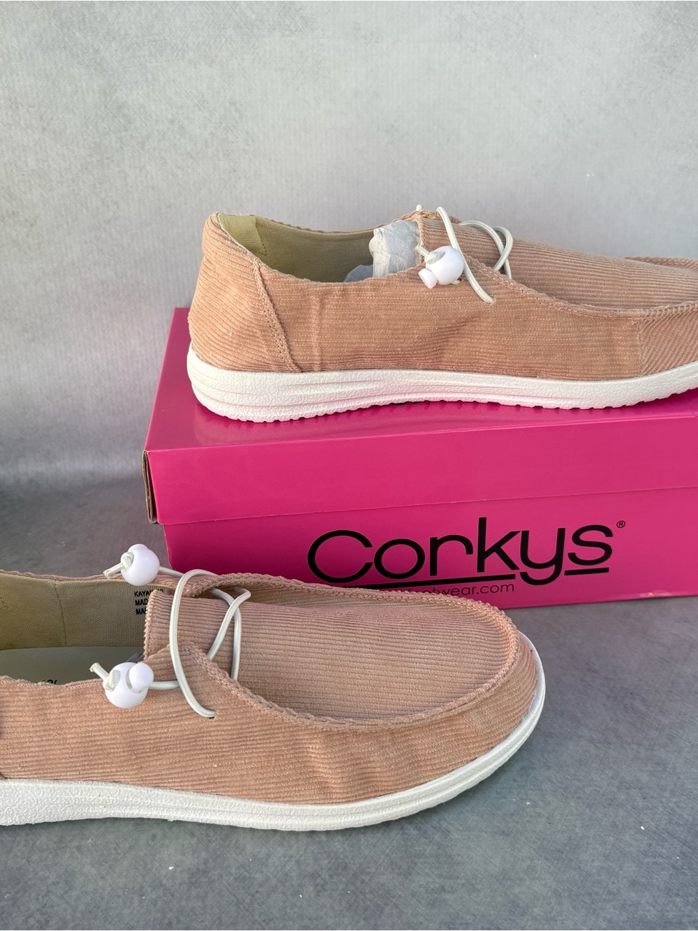 Corkys Kayak Blush Corduroy Slip On Shoes Woman’s Size 10 NIB